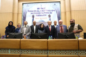 استاد بیدل اصفهانی در دانشگاه